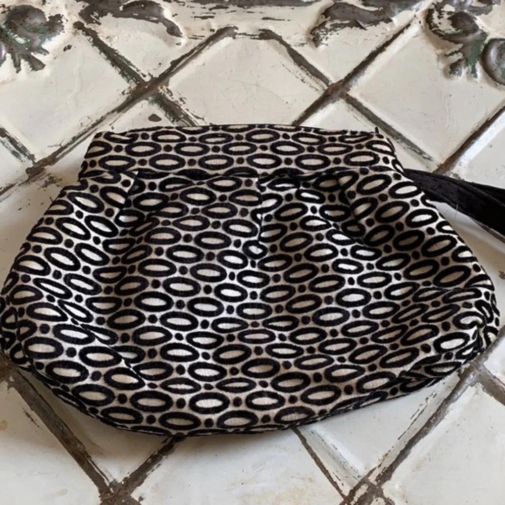 Carole Kyle handmade Artistry Clutch